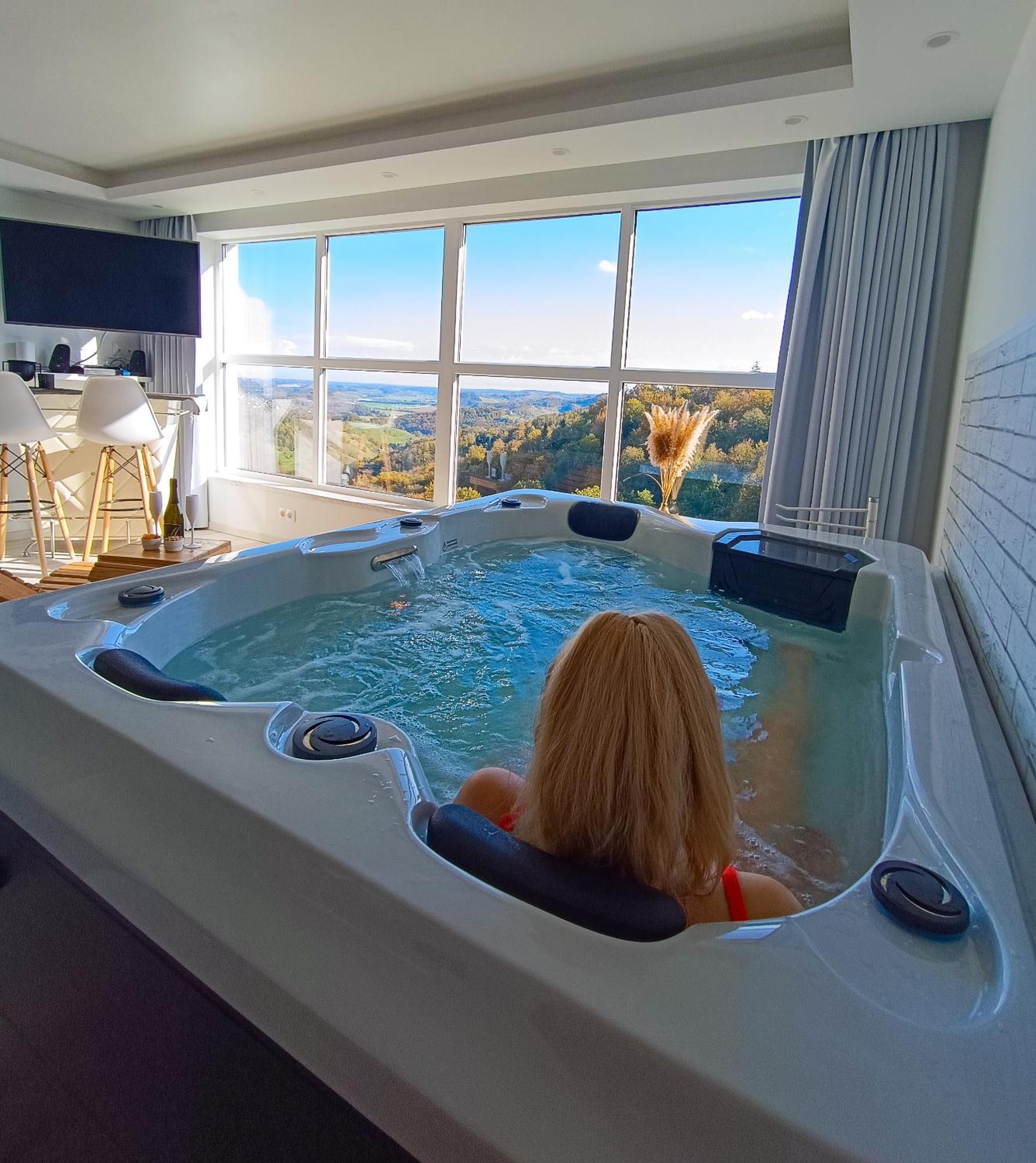 Wellness Pod Zvezdami, - Private Maribor